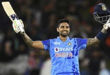 क्रिकेटर सूर्यकुमार यादव का जीवन परिचय | SuryaKumar Yadav Biography in Hindi