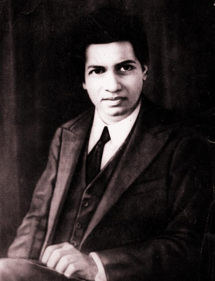 Srinivasa Ramanujan Biography in Hindi