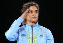 Vinesh Phogat Biography: विनेश फोगाट की जीवनी, प्रारंभिक जीवन और करियर